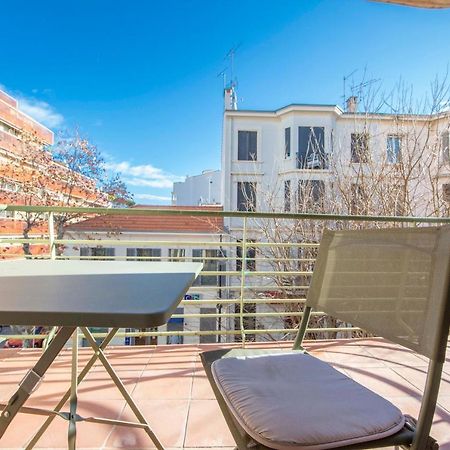 Robert Soleau Bright Design Flat Center Of Antibes Apartment Bagian luar foto