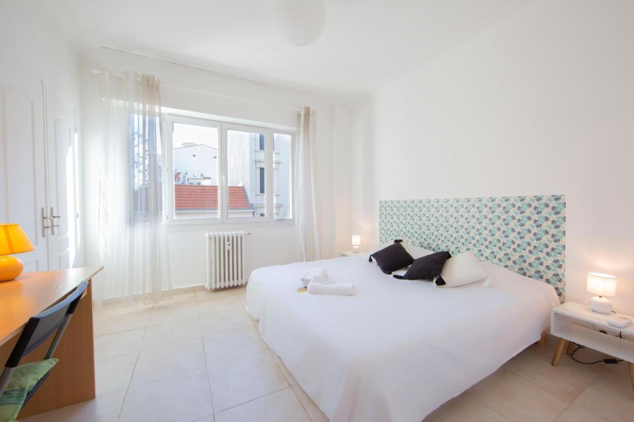 Robert Soleau Bright Design Flat Center Of Antibes Apartment Bagian luar foto